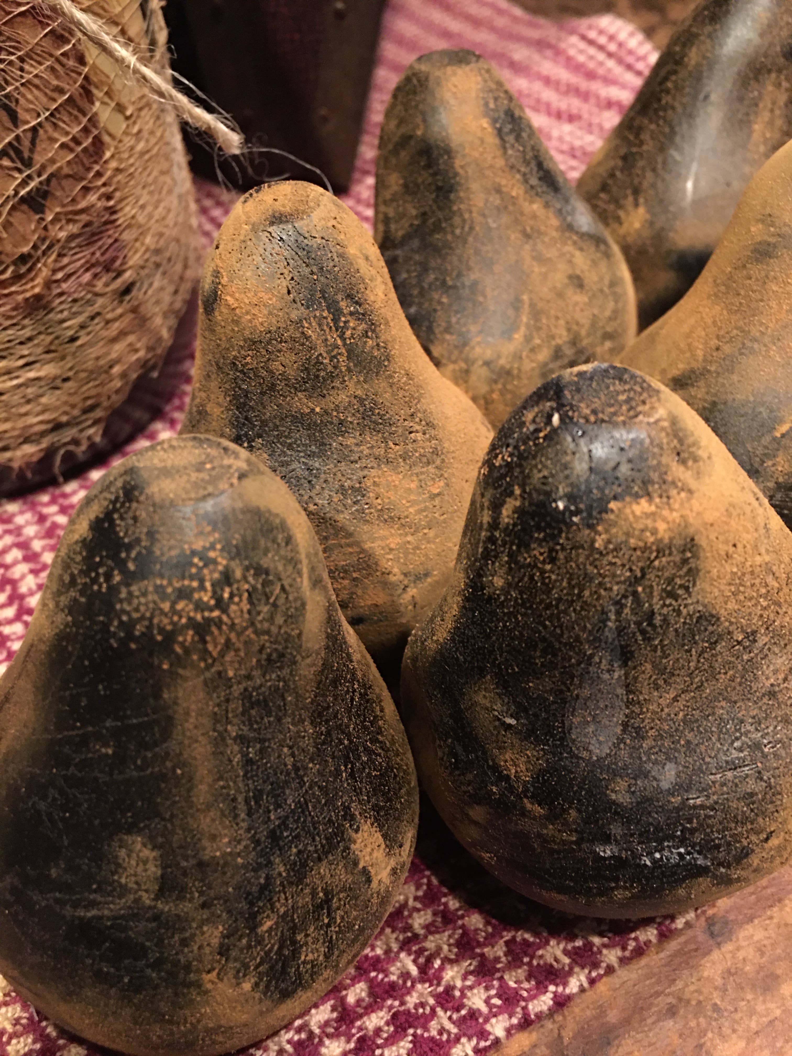 The Cranberry Cornstalk Co. - Wholesale Decorative Tabletop Object - Bees Wax Primitive Pear Bowl Filler3