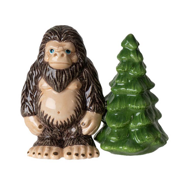 Pacific Trading - Wholesale Salt & Pepper Shaker Set - Bigfoot Ceramic Salt and Pepper Shaker Set