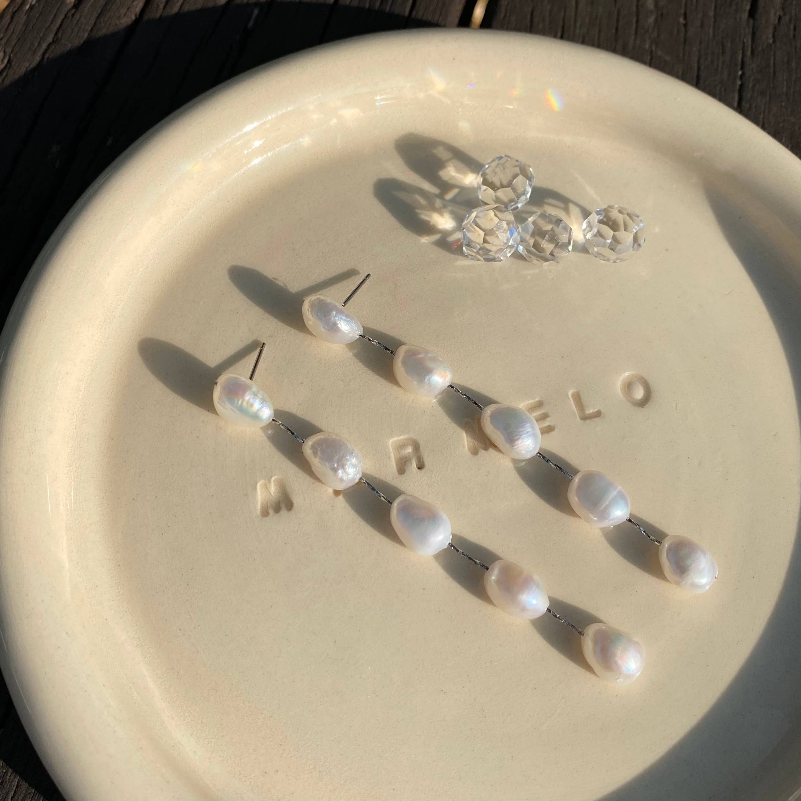 MARMELO - Wholesale Hangende/ronde oorbellen - Lineaire oorbellen met lange druppeltjes in zoetwatercultuur5