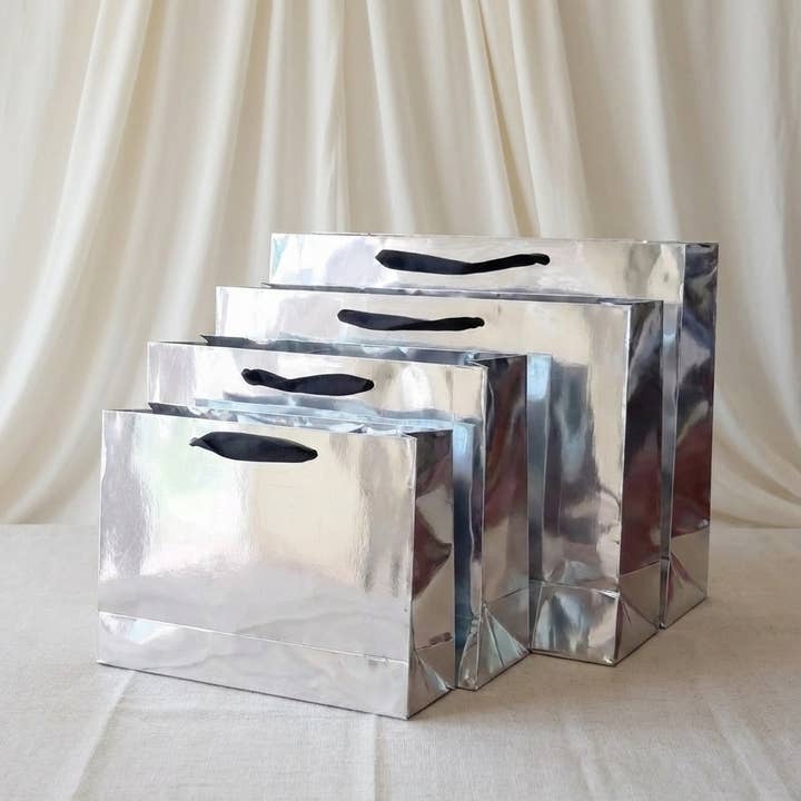 ByHome - Wholesale Gift Bag - Reflective Mirror Metallic silver paper gift bag w/ tissue5
