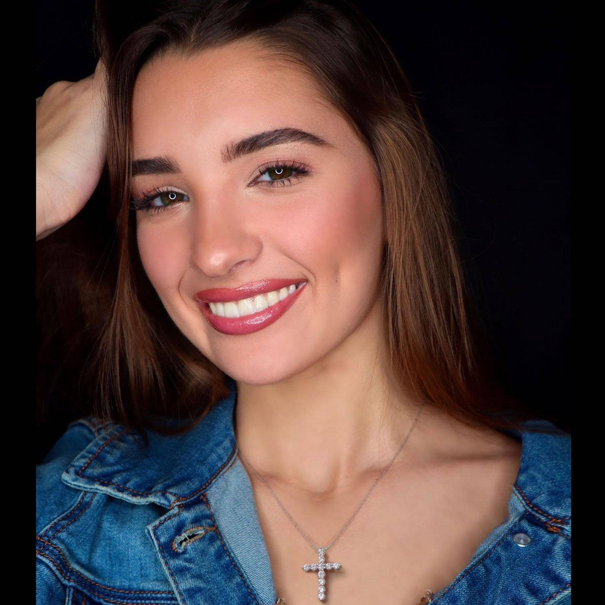 Fifth and Fine - Wholesale Pendant/Charm Necklace - 1/5Cttw to 1.00Cttw Classic Diamond Cross Pendant in Silver10