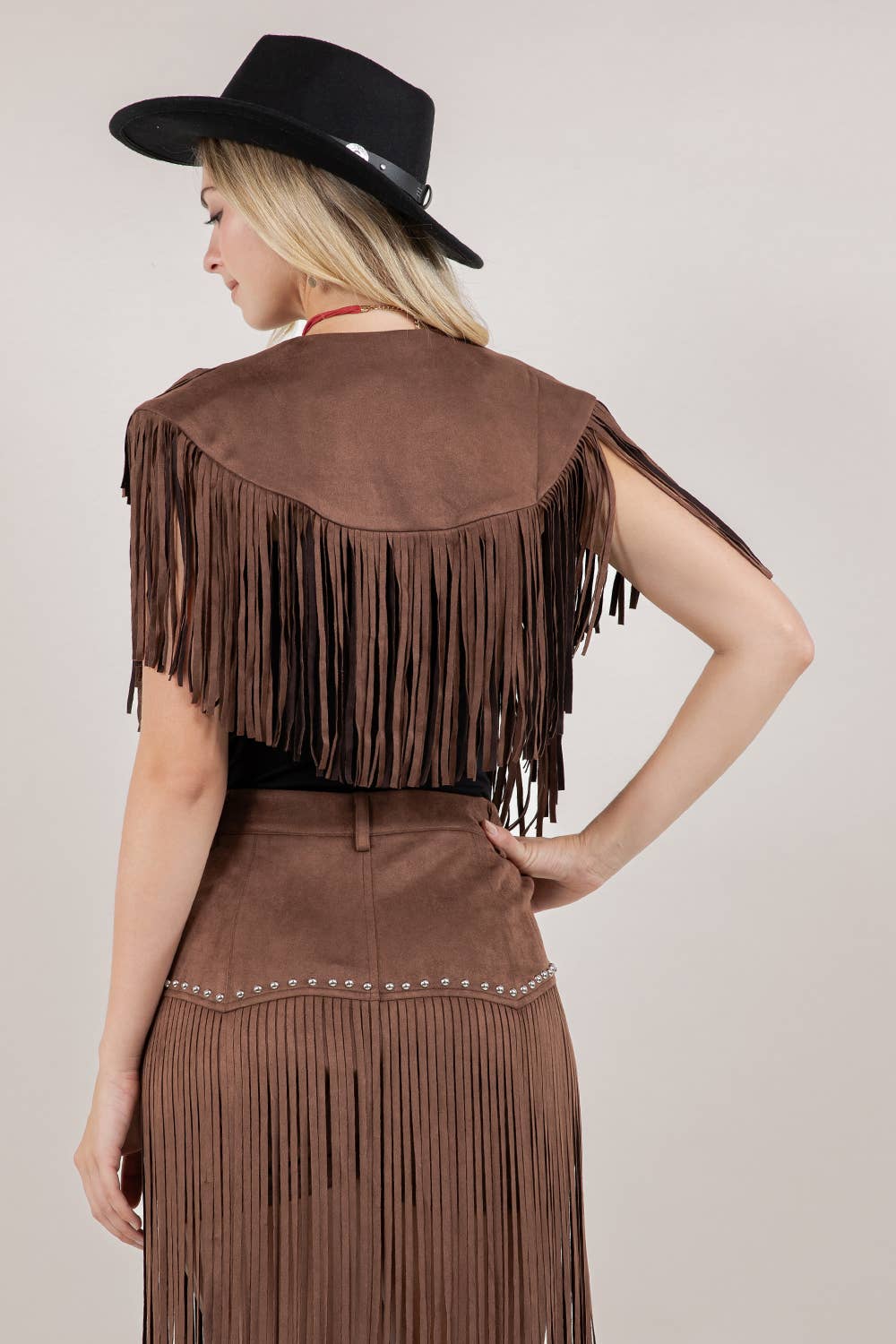 Saints & Hearts – wholesale Outerwear Vest - Women’s – SIJ5247A BROWN TRENDY WESTERN FRINGE SUEDE COLLAR / SHRUG2