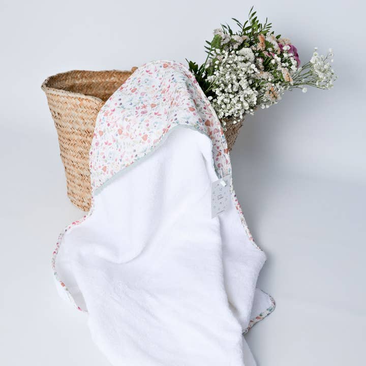 Asciugamano con cappuccio Siena per la vendita all'ingrosso da parte di Sweetpea