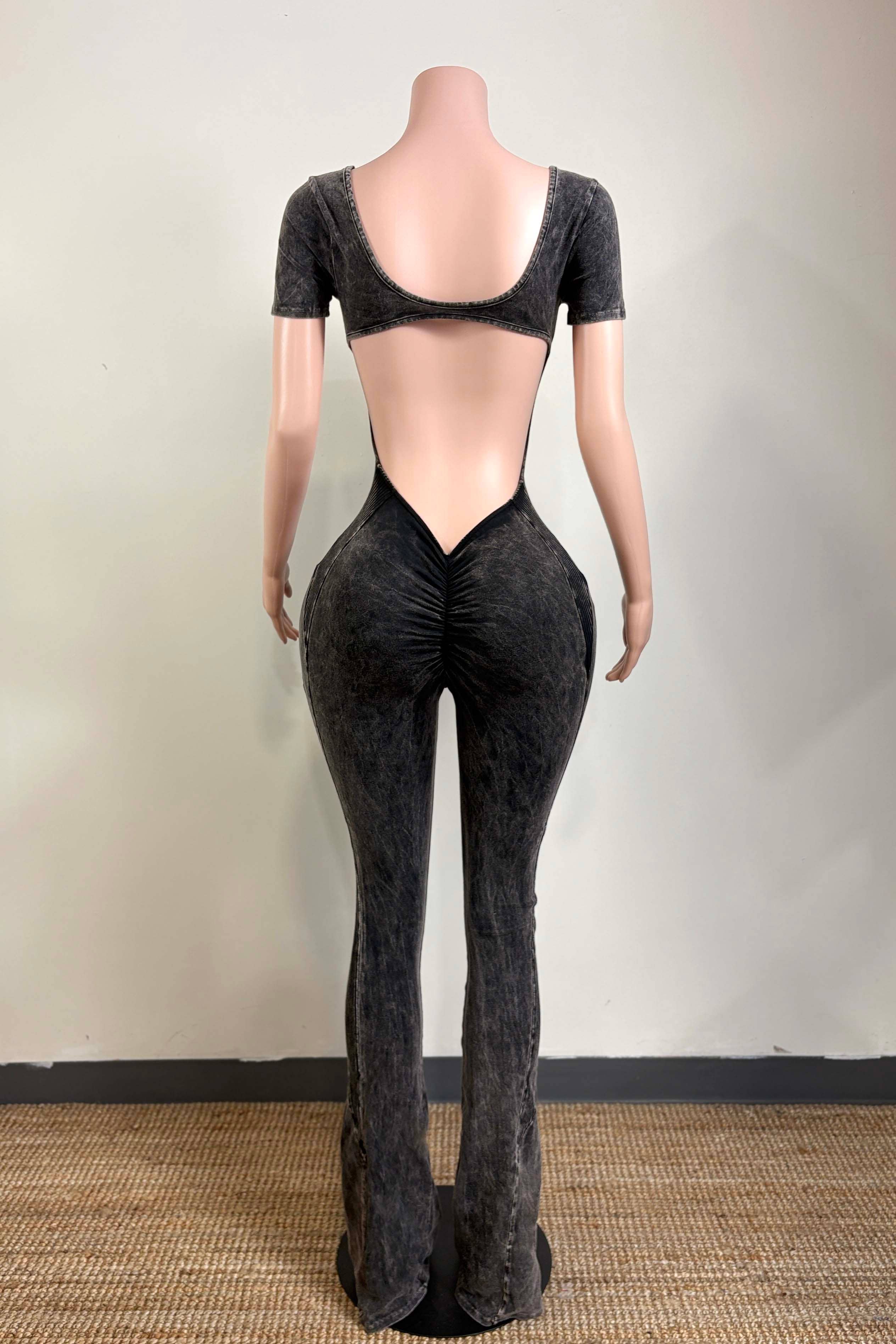 Dalia Studio – wholesale Jumpsuit – Women&#x27;s – MINERAL WASH OPEN BACK FLARE JUMPSUIT10