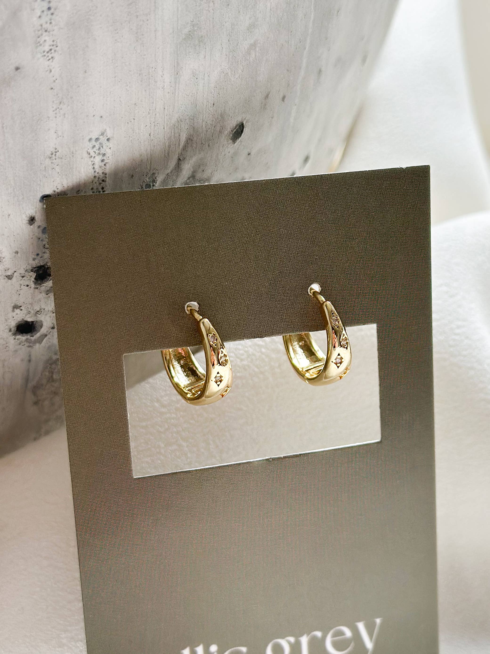 Ellis Grey Jewellery – wholesale Hoop earrings – 18k Gold Star Teardrop Hoops2