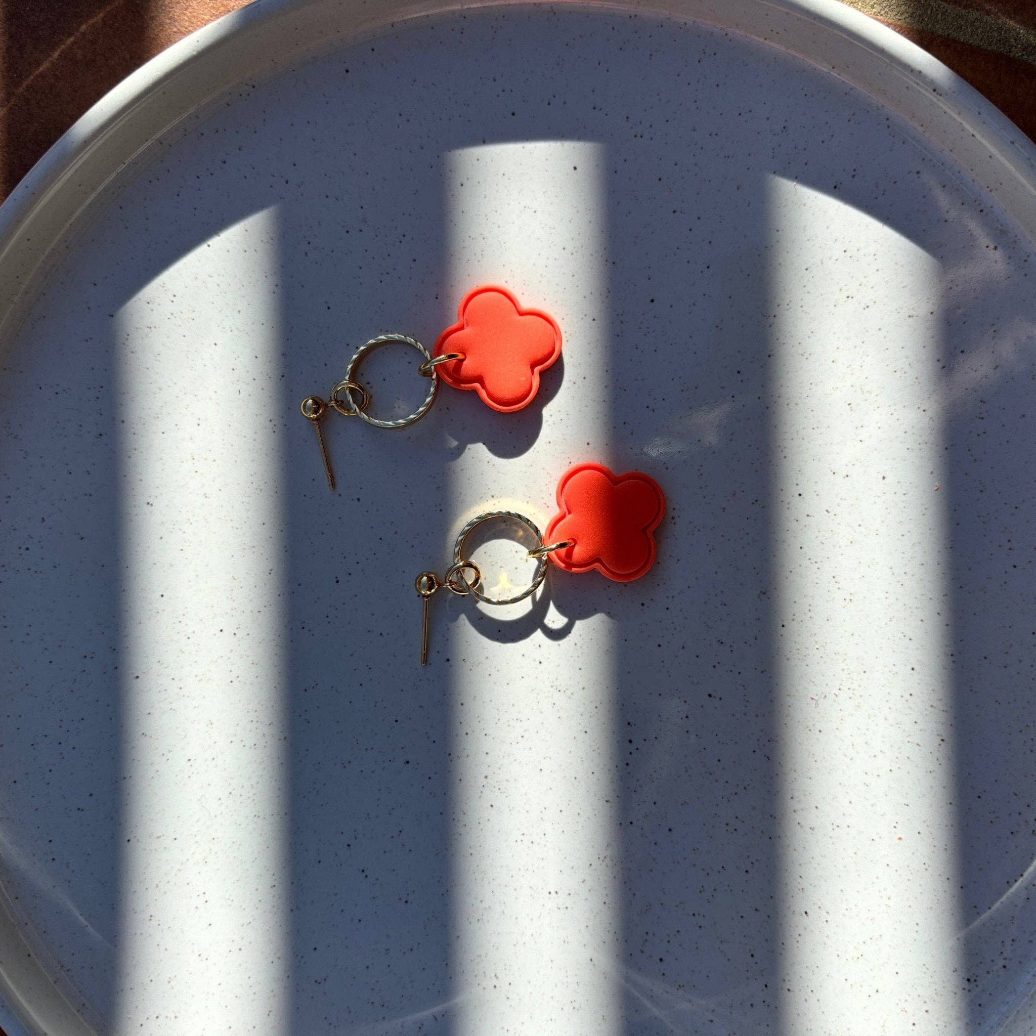 DUESTELLE ITALIA - Wholesale Dangle Earrings - Citrus Clover Dangles - Orange Four-Leaf Clover Earrings7