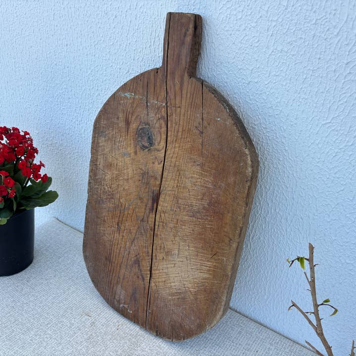 Rustic Remnents - Wholesale Cutting Board - Hand-Carved Turkish Wood Board – Vintage Kitchen & Serving2