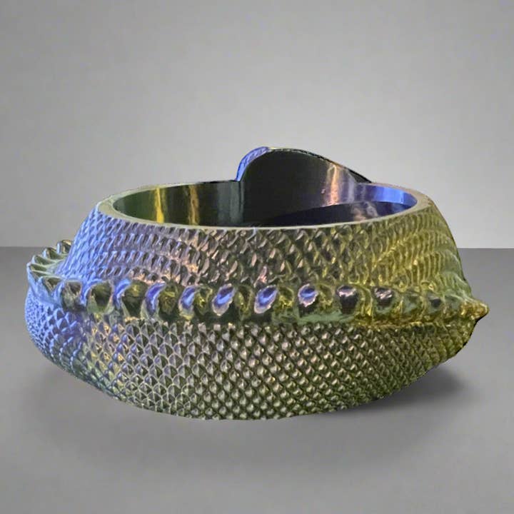 Genetic Designs - Wholesale Plant Pot - Sleeping Dragon Planter8