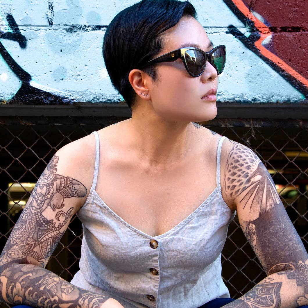 Yunizon Eyewear - Wholesale Sunglasses - Women's - Vamp20