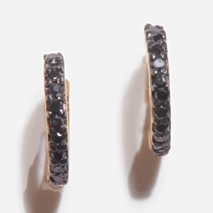 Fleron Huggies Vermeil en or et diamant pour la vente par Shana Gulati Jewelry