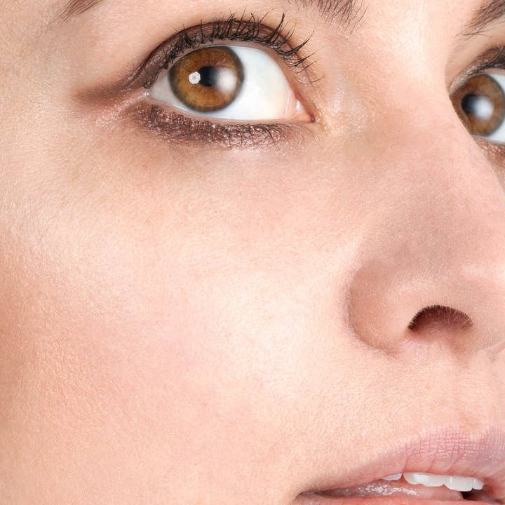 Au Naturale Cosmetics - Wholesale Eyeshadow - Créme de la Creme Eye Shadow6