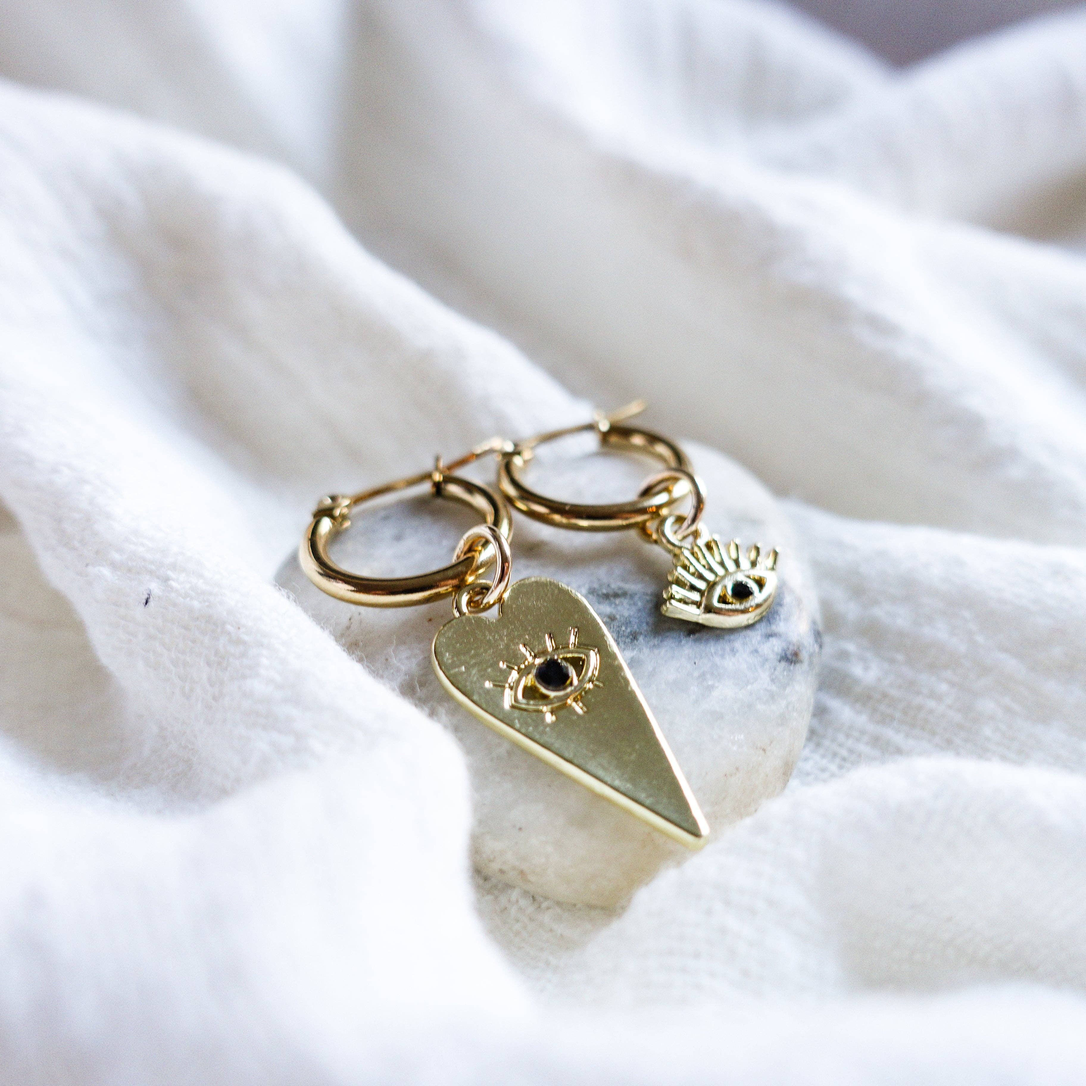 Daemon srls - Wholesale Dangle Earrings - Ygritte ~ ACCIAIO INOSSIDABILE~Orecchini a cerchio cuore e occhio2