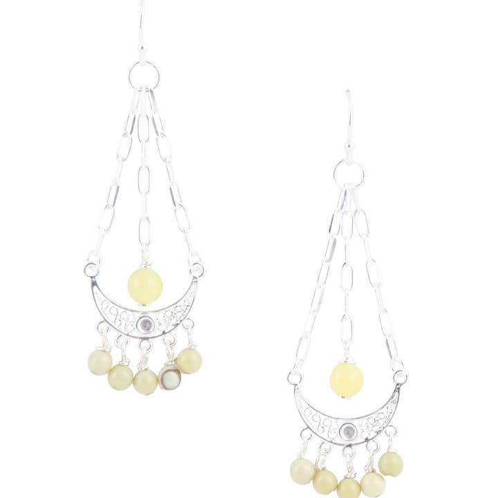 Orecchini Chartruese Lemon Jade Chandelier e ulteriori Risultati per lampadari cinesi all'ingrosso. Resi gratuiti e termini di pagamento a 60 giorni su Faire in tendenza su Faire.