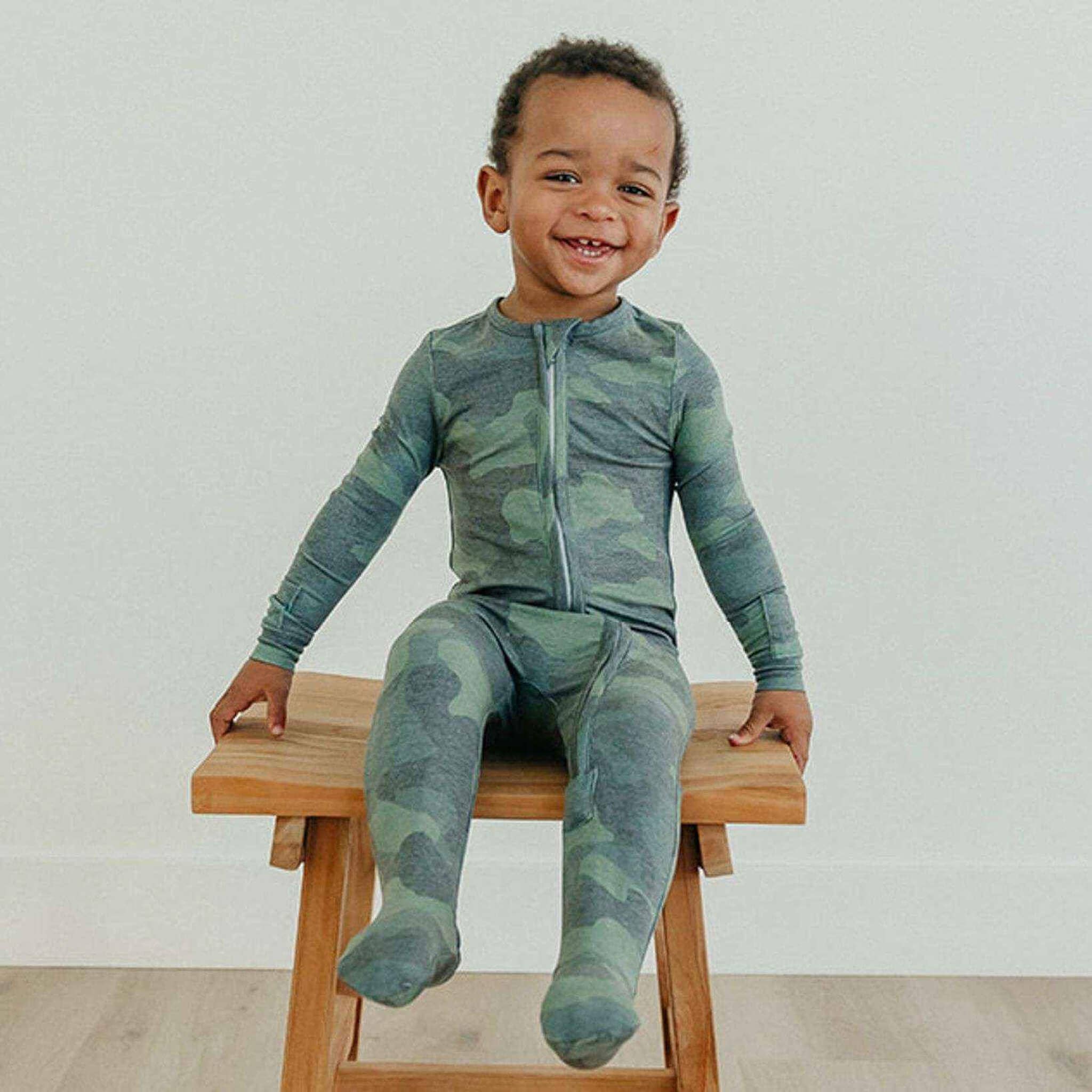 Copper Pearl - Wholesale Sleepsuit - Baby - Zip-Up Footie Pajama - Hunter0