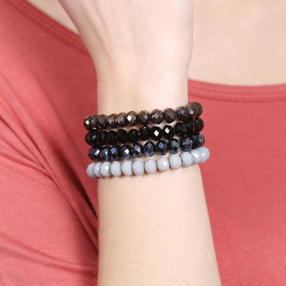 MYS Wholesale Inc - Vente Parures de bijoux - Bracelet extensible en perles de cristal à quatre lignes25