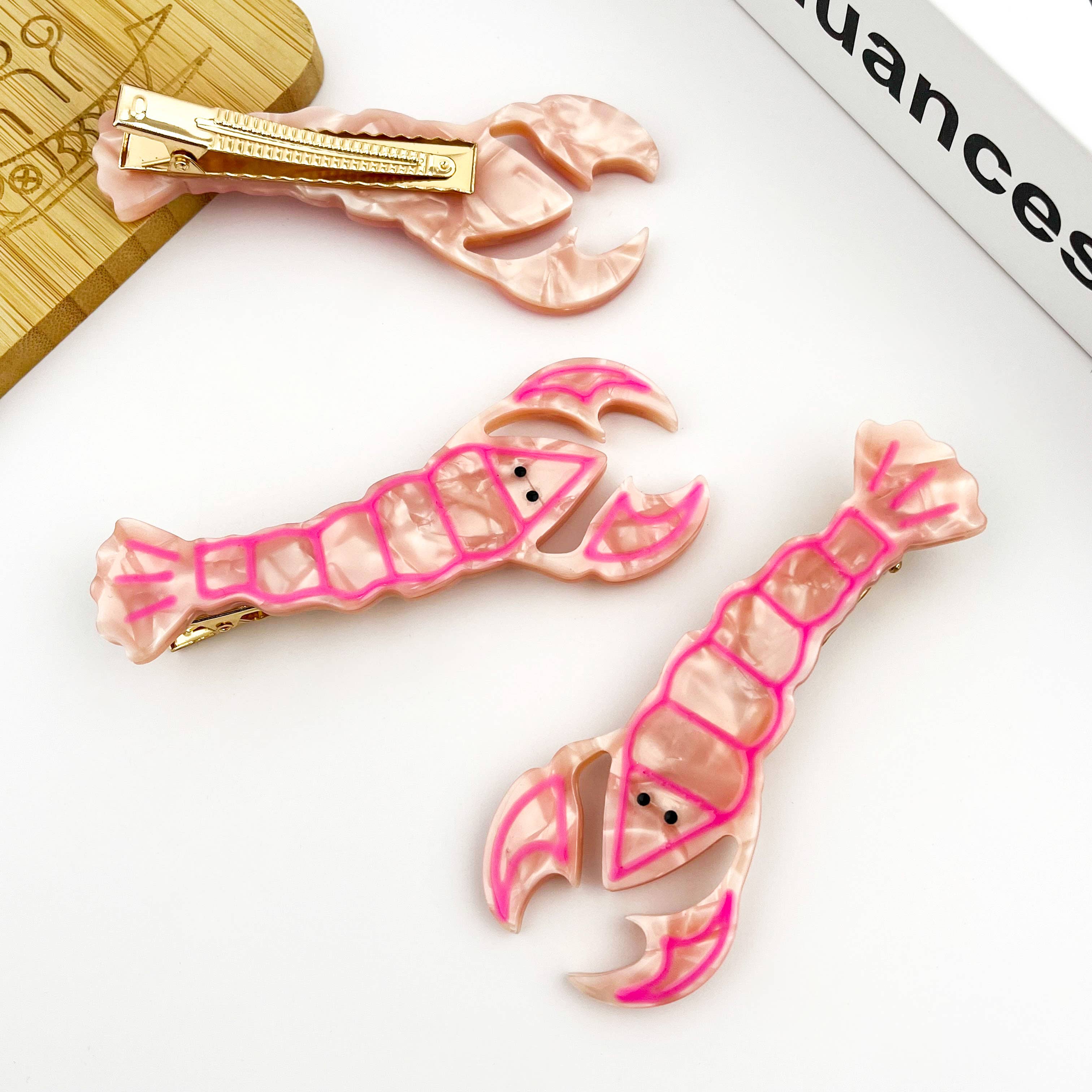 TheDivaSoap - Wholesale Hair Clip - Women's - Chunky Acetate Crawfish Hair Clip, Lobster Side Clip1