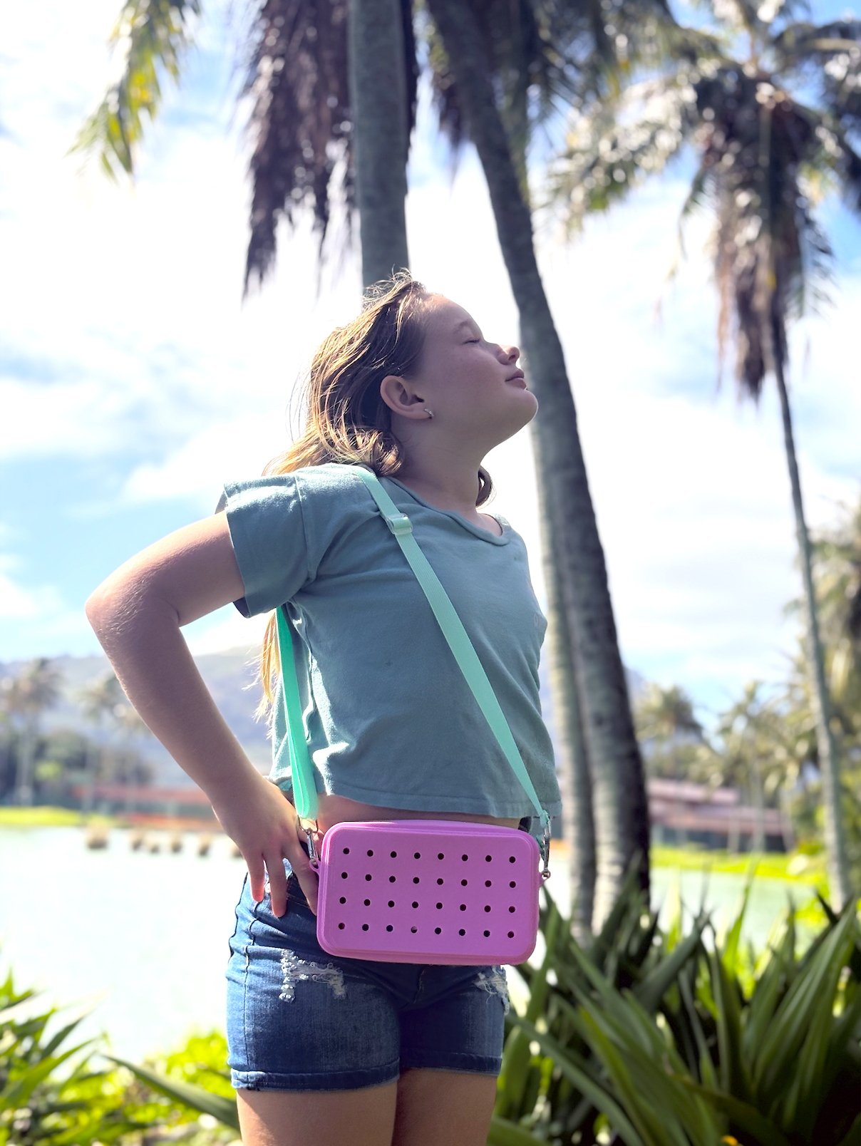 Left Right Design - Wholesale Crossbody Bag - Kids - MyCharm Purse -silicone, customizable, vibrant and versatile20