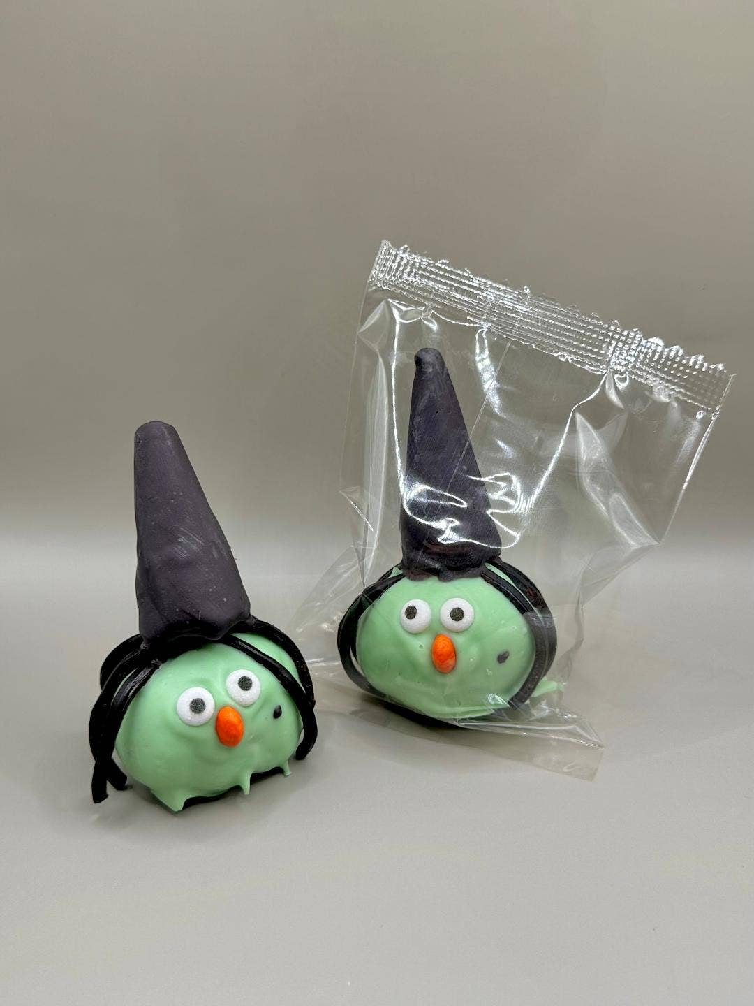 St Simons Sweets - Wholesale Chocolate Covered Sweets -  Witch Head Chocolate Fudge Truffles 1