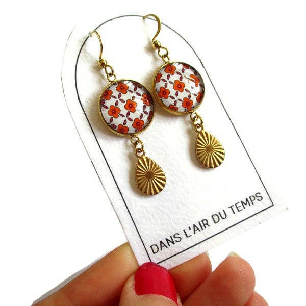 Dans l'Air du Temps Bijoux - Venta al por mayor Pendientes colgantes - Pendientes pequeñas flores naranjas boho chic