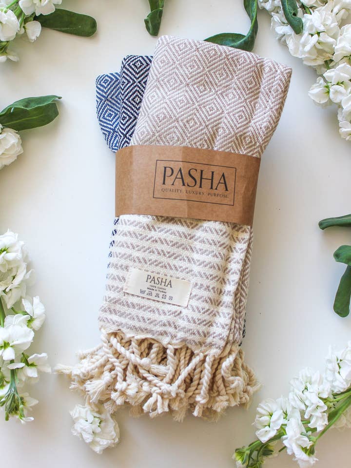 Seaside Bohemian Set of 3 Hand Towels for wholesale by PASHA Turkish Towels