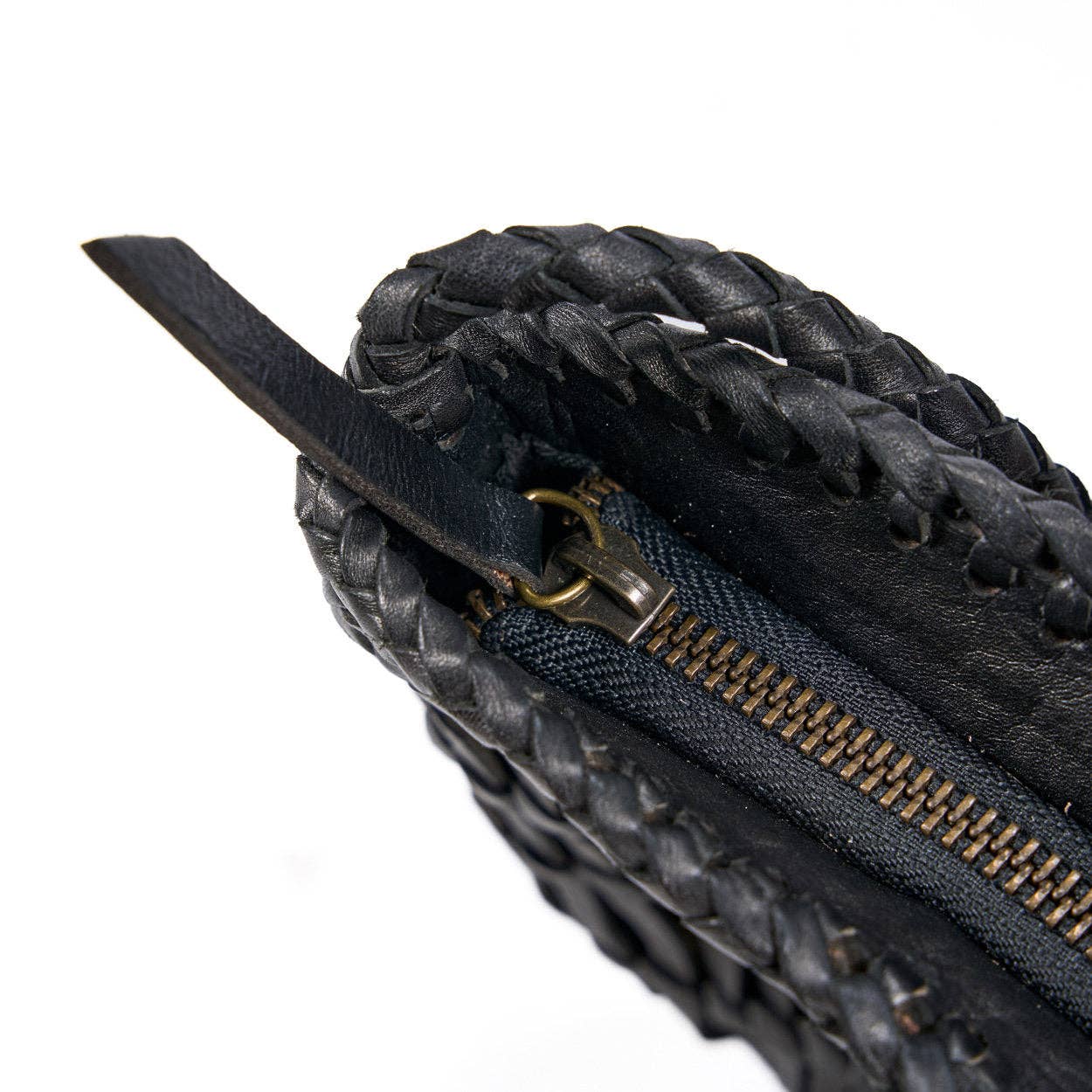 Bazar Bizar Living - Wholesale Crossbody Bag - Women's - The Sling Bag - Black8