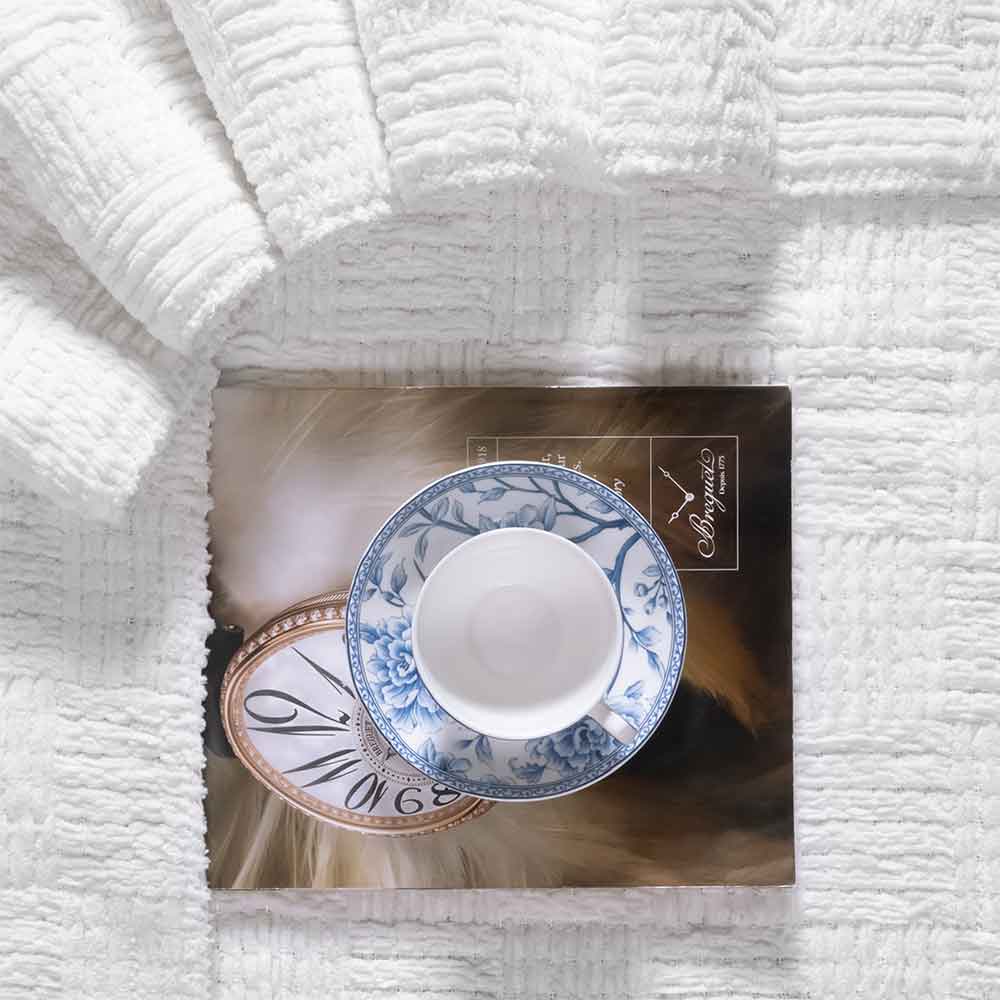 Bed Bath Fashions - Vente Plaids - Plaid panier à franges en chenille surdimensionné Kathy Ireland4