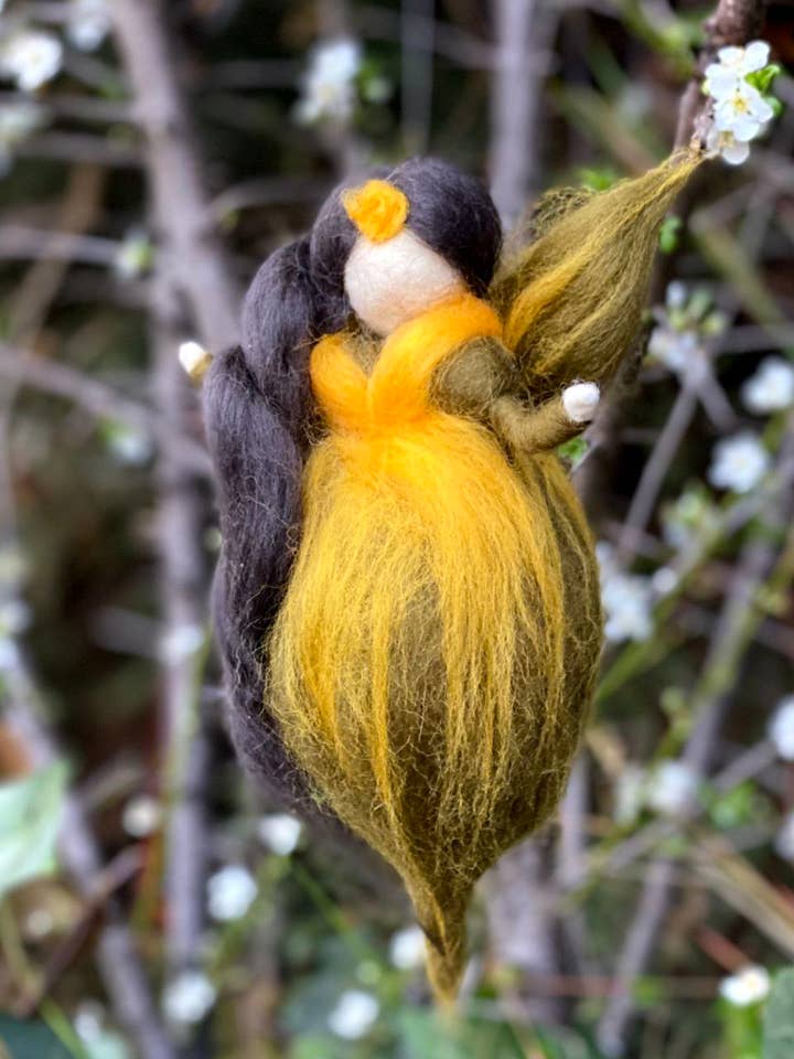 Fée Aicha pour la vente par Adopta un hada