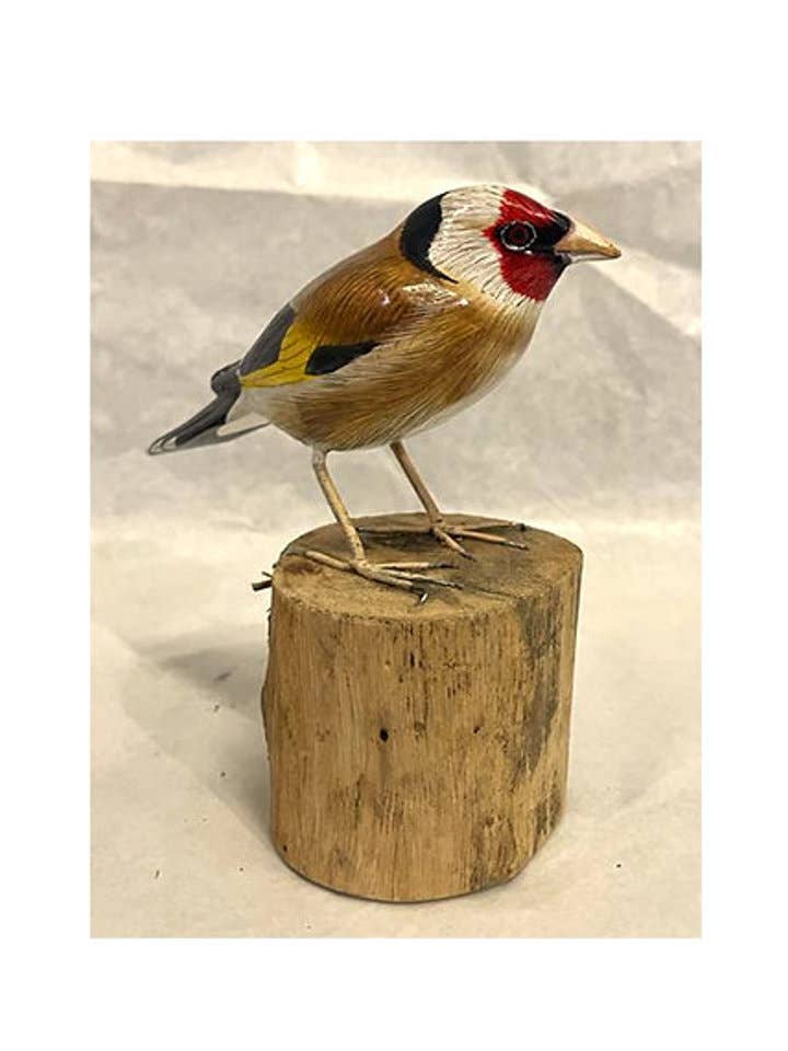 Wooden bird with stand for wholesale by Cantiq Living