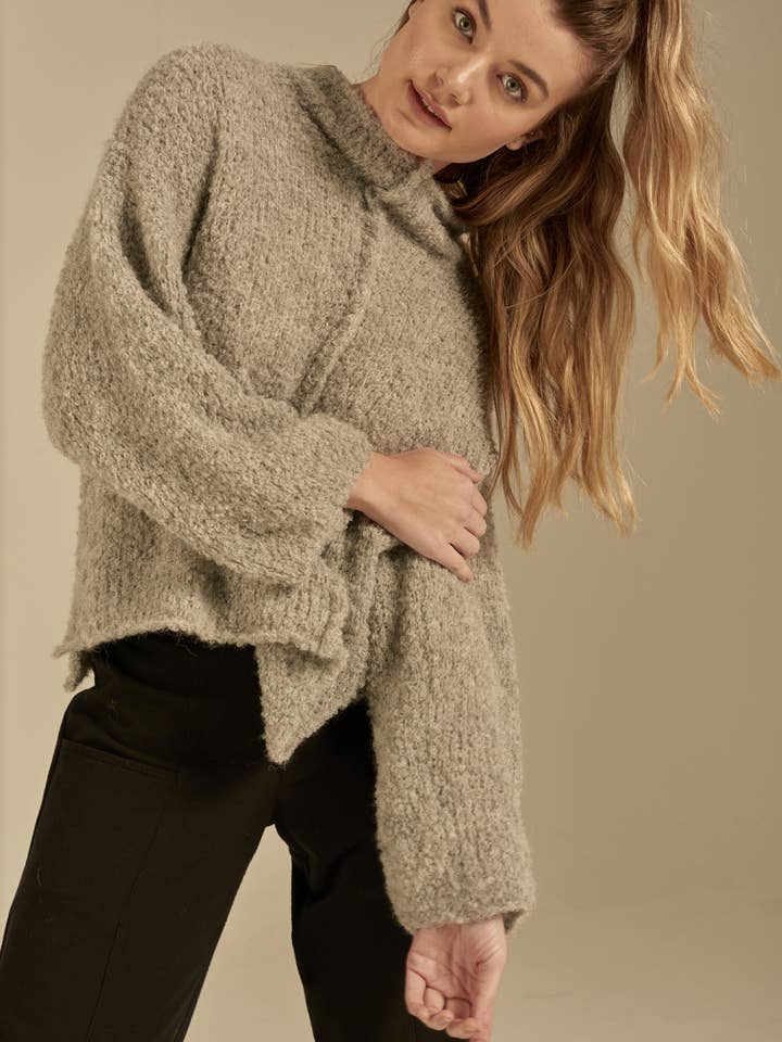 Vein High Neck Sweater for wholesale by Manifiesto