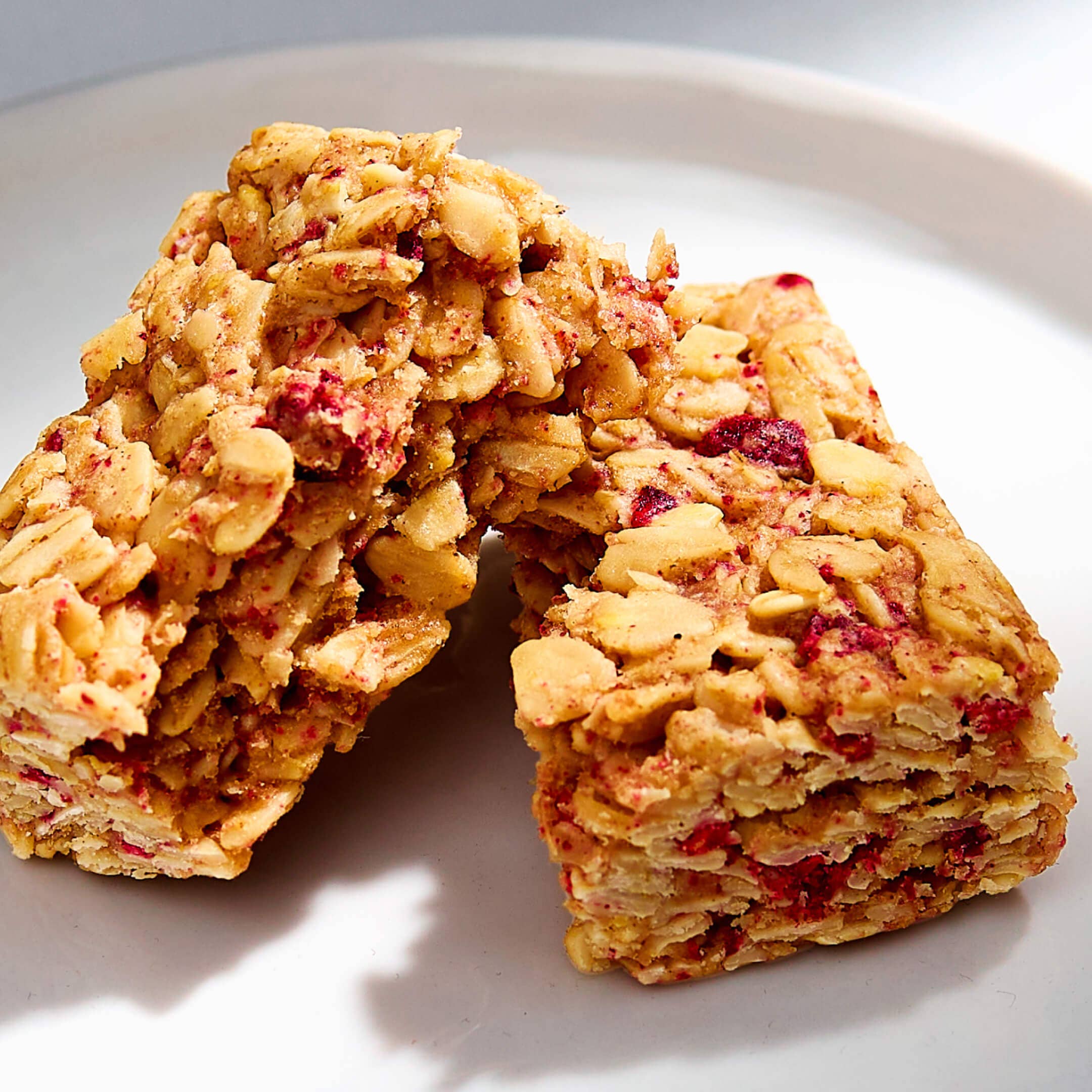 LEXINGTON BAKES - Wholesale Snack Bar - Raspberry Crumble Protein Oat Bars • 6 Pack4