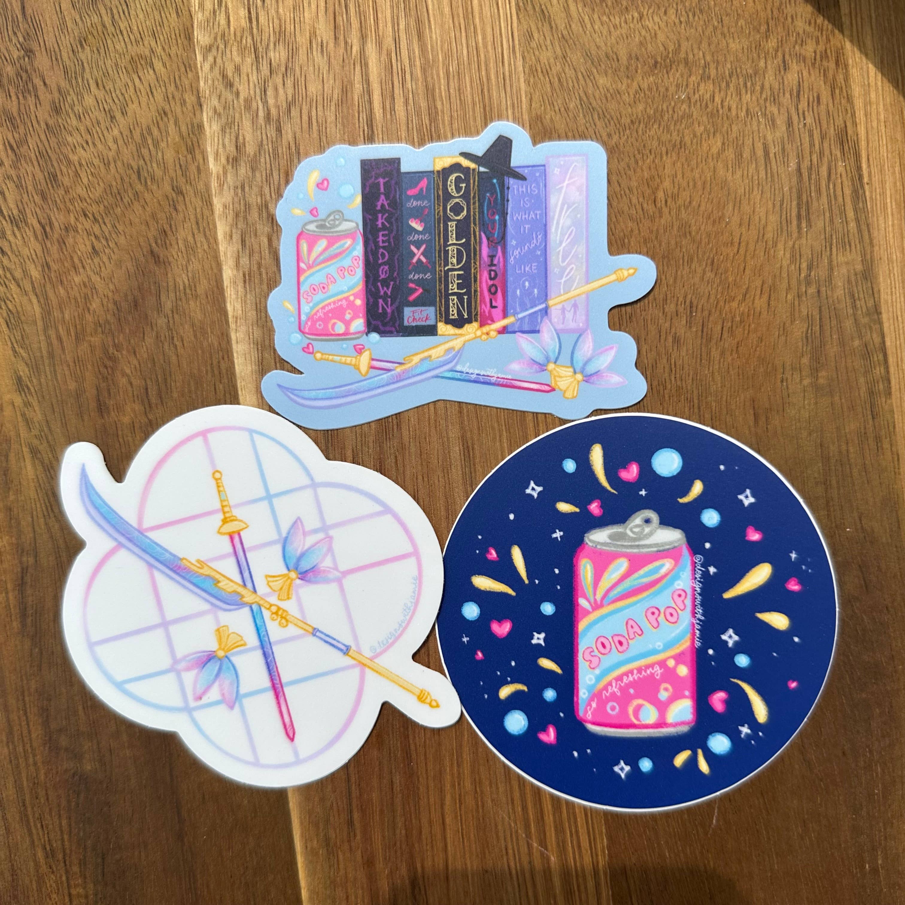 Designs with Jamie – Adesivo por atacado – Autocolante do Livro Caçadores de Demónios KPOP3