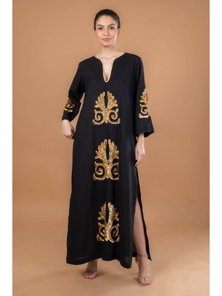 Anannasa Lifestyle - Wholesale Dress – Women's - VICKY SIMONE MAXI DRESS BLACK GOLD SEQUINS1