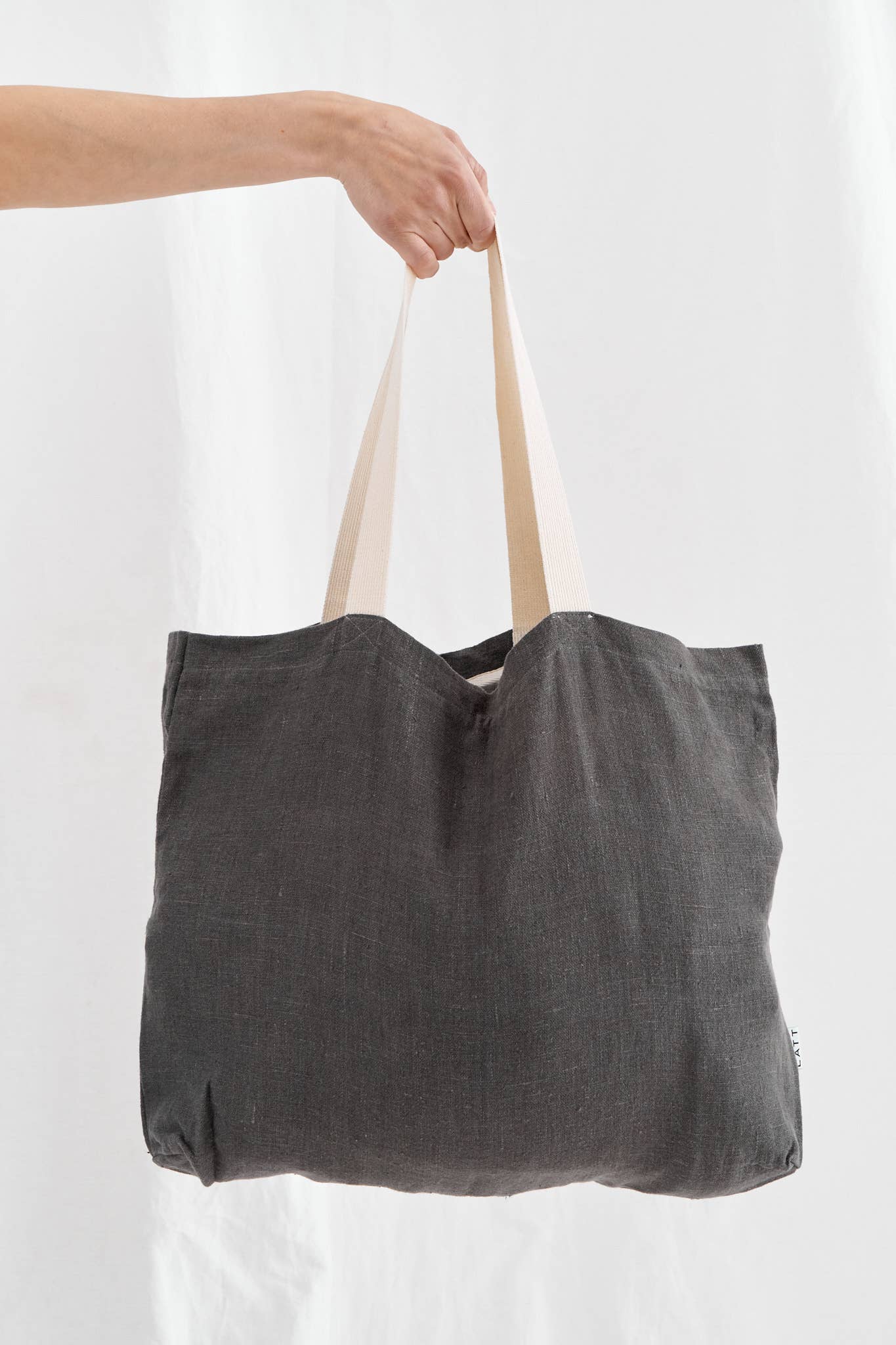 LATT - Wholesale Tote Bag - Unisex - Natural linen tote bag with pocket, large linen beach bag1