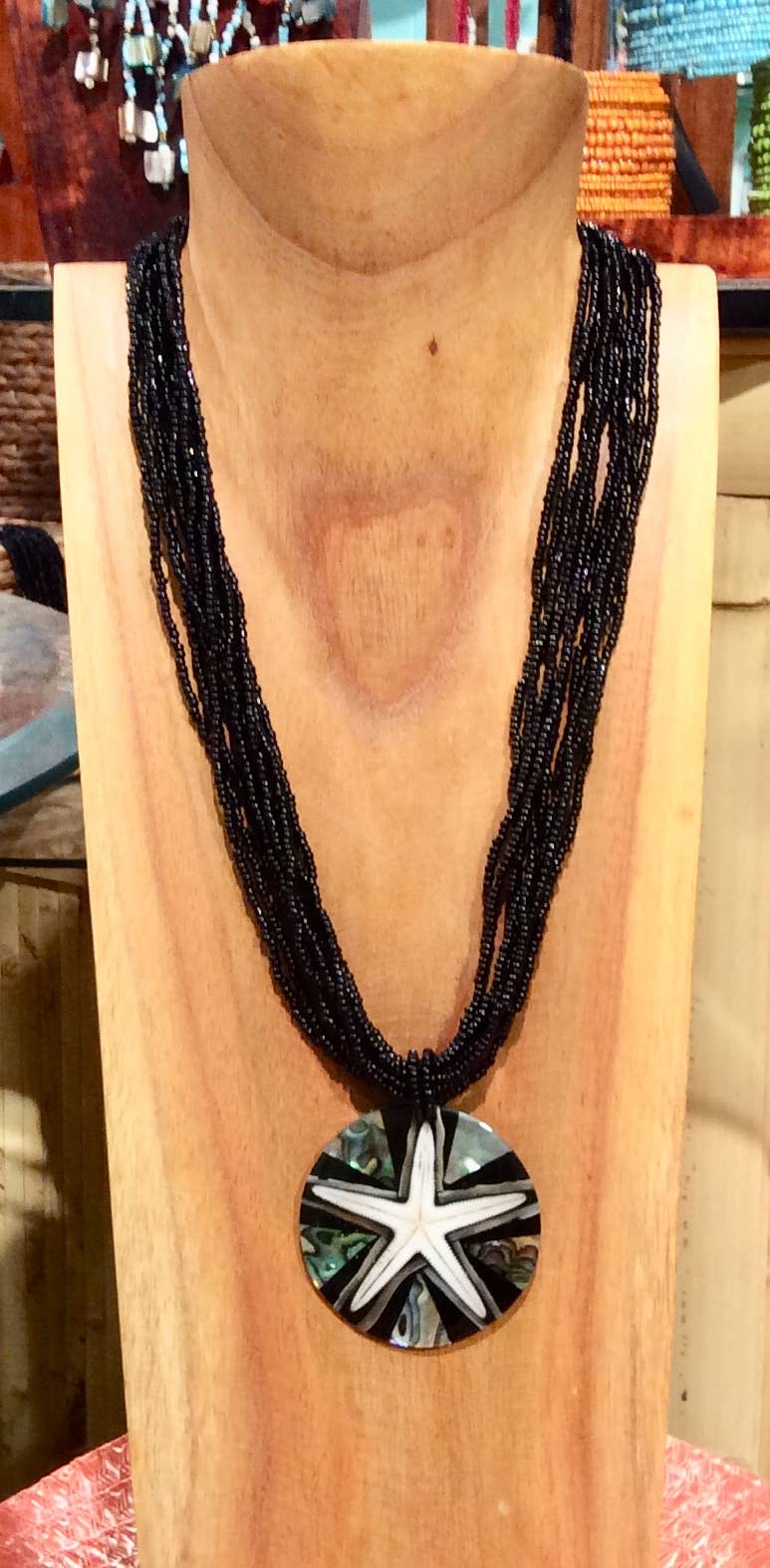 Bamboo Source Tropical Decor – wholesale Pärlarmband – Sjöstjärna och abalone Stretch armband - svart4