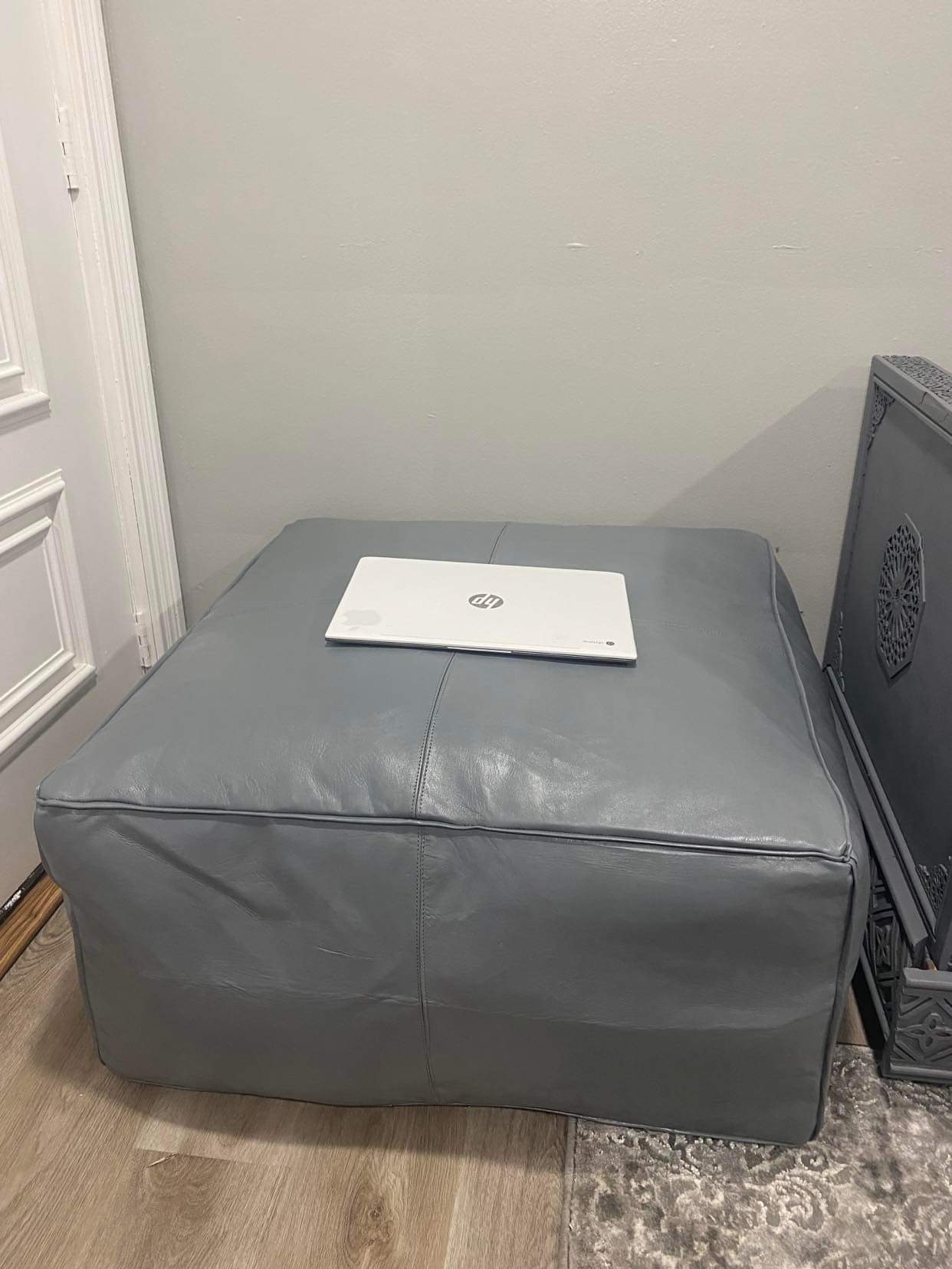 amr design - Venta al por mayor Puf - Puf otomano de cuero genuino de cabra, mesa de café, asiento extra, color marrón claro (solo funda sin relleno)6