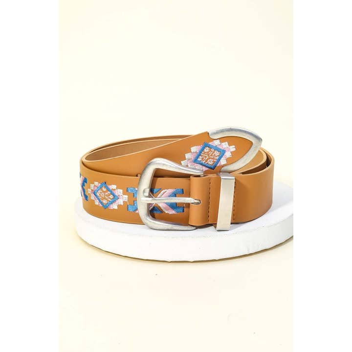 Cintura in pelle vegana con motivo ricamato per la vendita all'ingrosso da parte di Anarchy Street