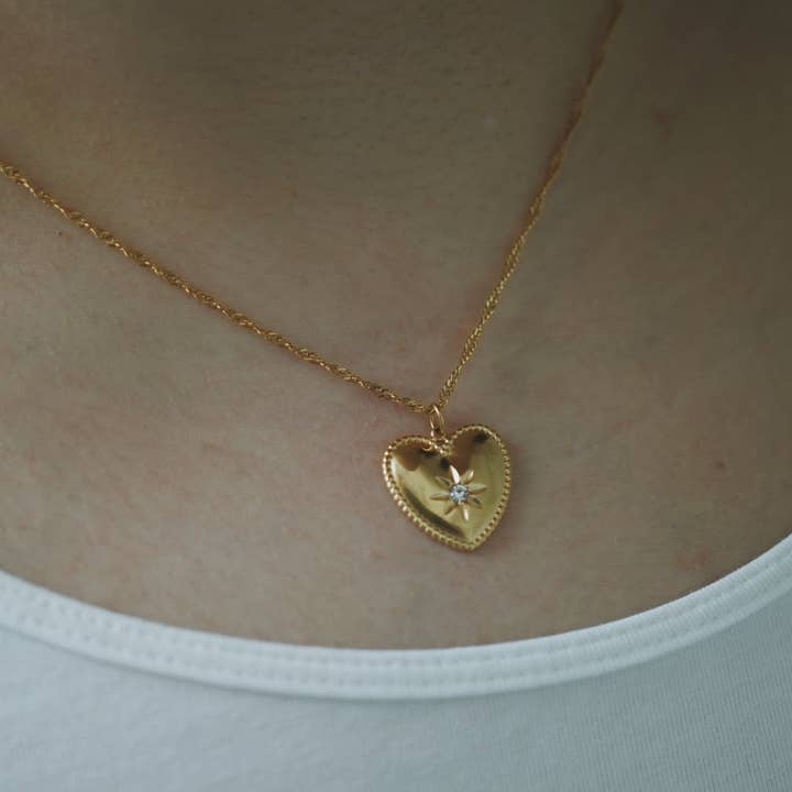 AnimiraJewels - Heart North Star Necklace for wholesale by Animira Jewels