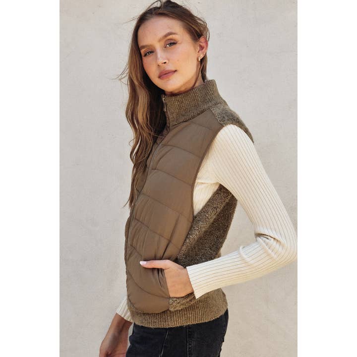 Dress Forum - Wholesale Jacket - Women's - Sherpa and Puff Contrast Vest8