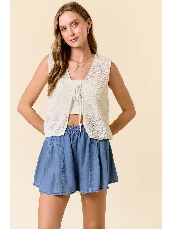 Doe and Rae - Wholesale Outerwear Vest - Women's - V-NECK TIE FRONT KNITTED VEST - 10683J