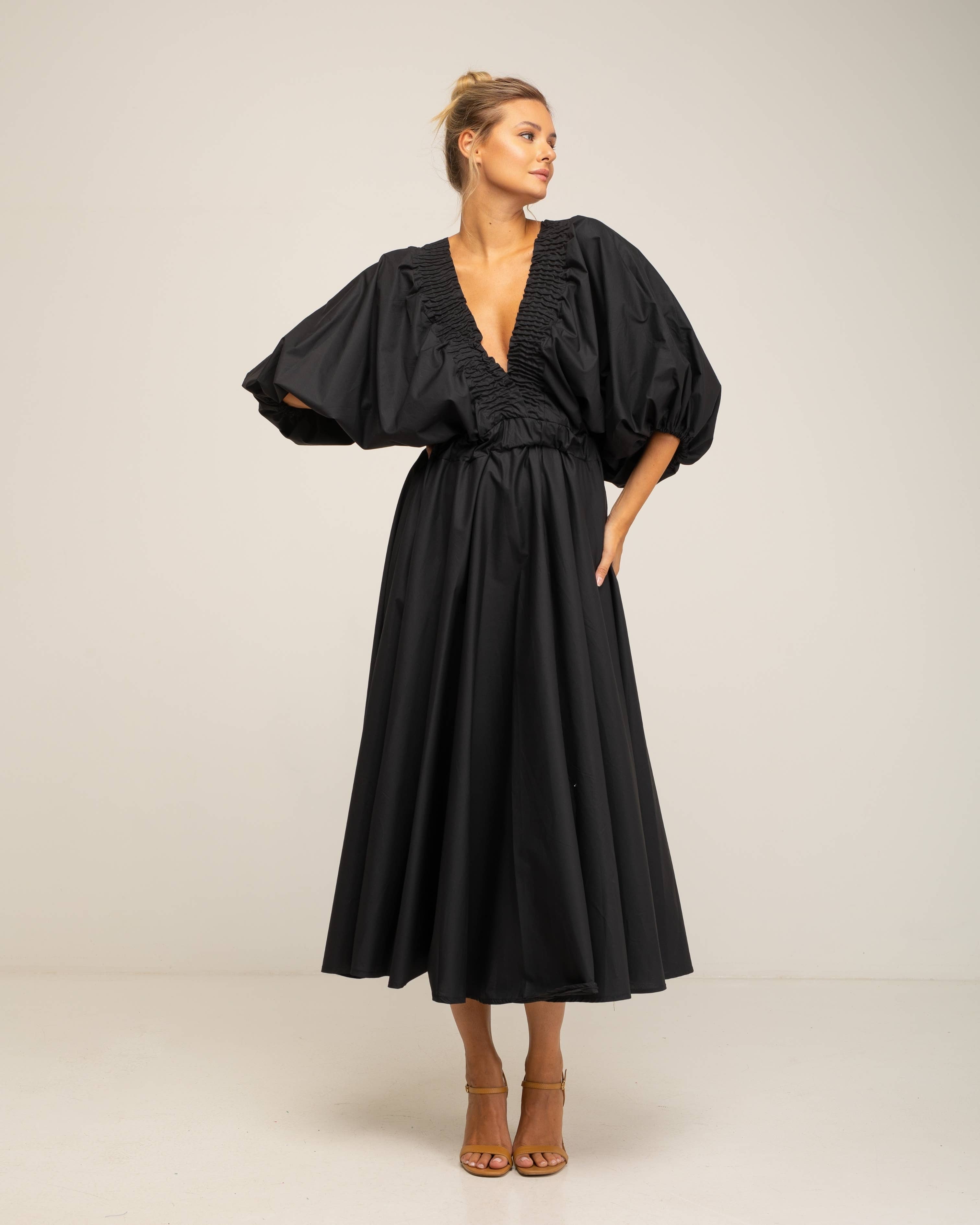 Black DRESS8107_Maxidress with puff sleeves. for wholesale on Faire0