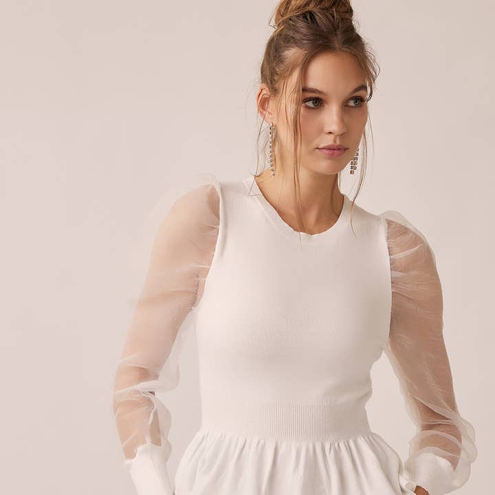 CHEMISIER PÉPLUM À MANCHES BOUFFANTES EN ORGANZA pour la vente par idem ditto