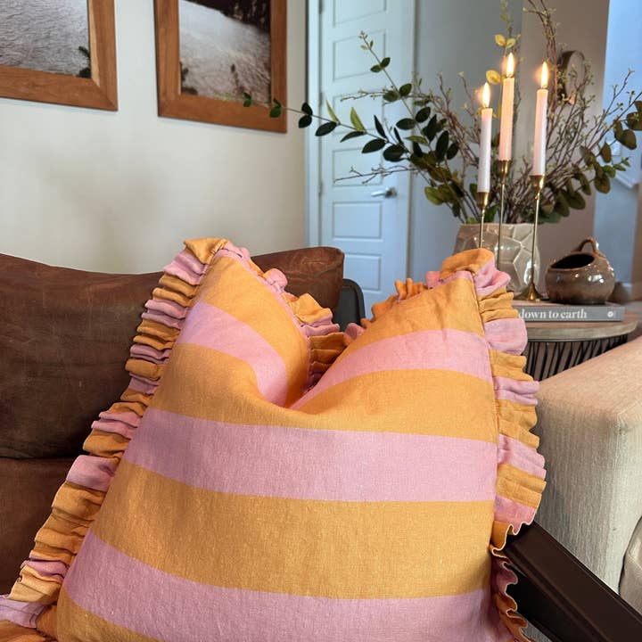 Sunny Delight Randig Volang Kuddfodral för wholesale av Rennah Collective