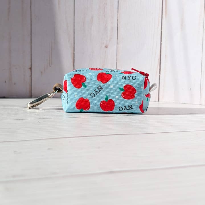 Porte-sac à crottes Big Apple (Liberty Green) sur le thème de New York pour la vente par Woofcessories