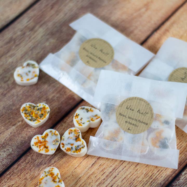 NAKEnDLE – wholesale Wax melt – Basil, White Pepper & Neroli hand poured luxury wax melts3