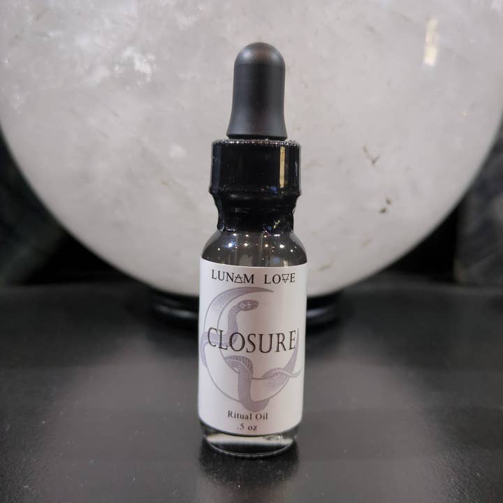 Olio Rituale di Chiusura per la vendita all'ingrosso da parte di Lunam Love