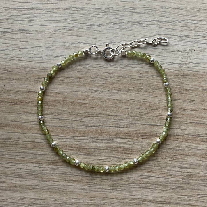 Estelle Silver - Wholesale Beaded Bracelet - Bracelet Ava Peridot1