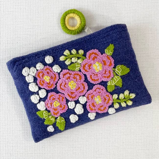 Jenny Krauss - Wholesale Pouch - Women's - Five Dahlias Embroidered Wool Pouch