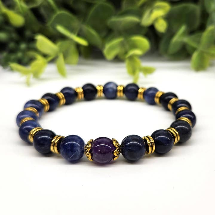 Meraki Gemstones - Wholesale Beaded Bracelet - ANXIETY SUPPORT - Sodalite/Amethyst (center) with Gold color2