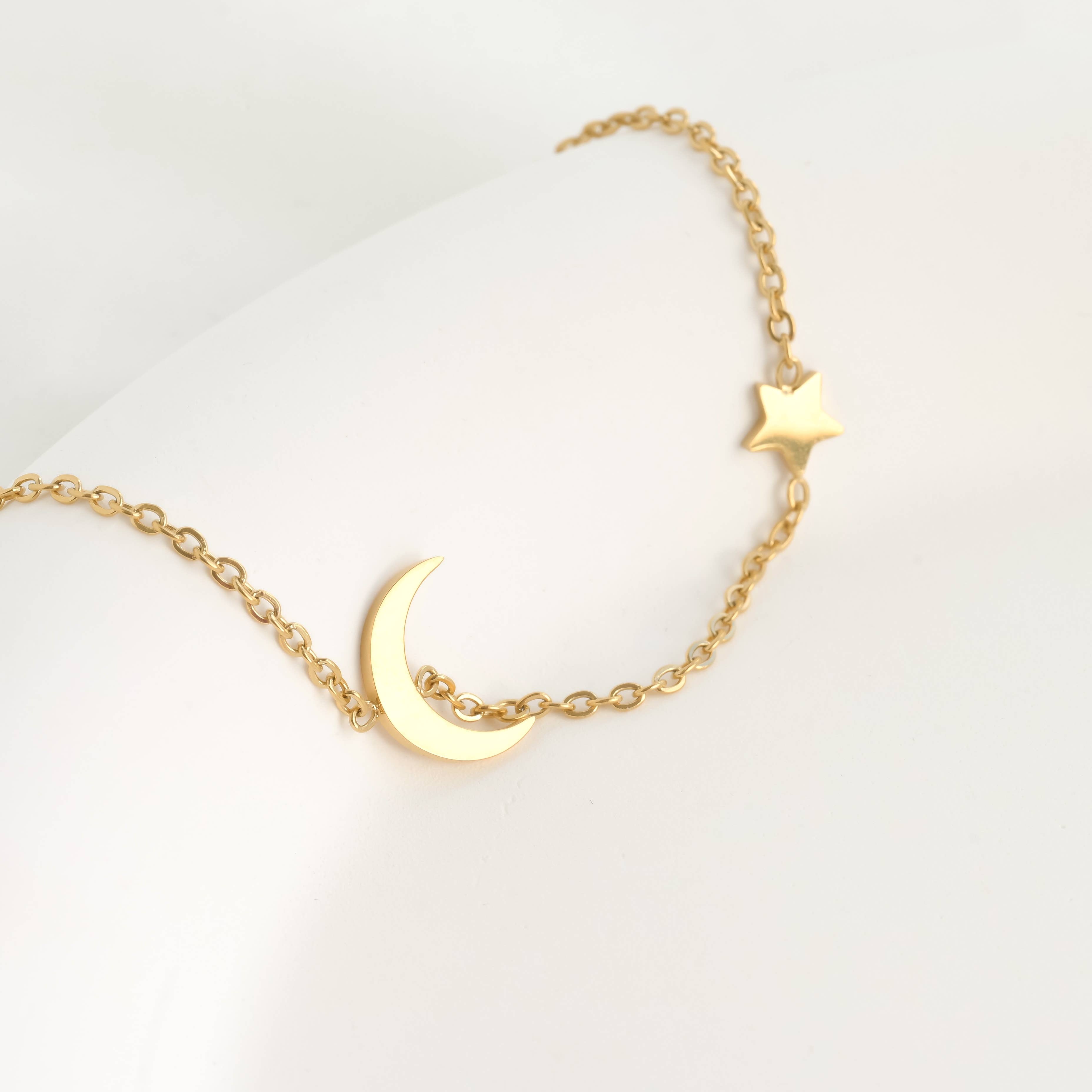 Blueyejewelry – Engroshandel Armbånd med vedhæng – Månestjerne armbånd - 18K guld PVD belagt stjerne armbånd9