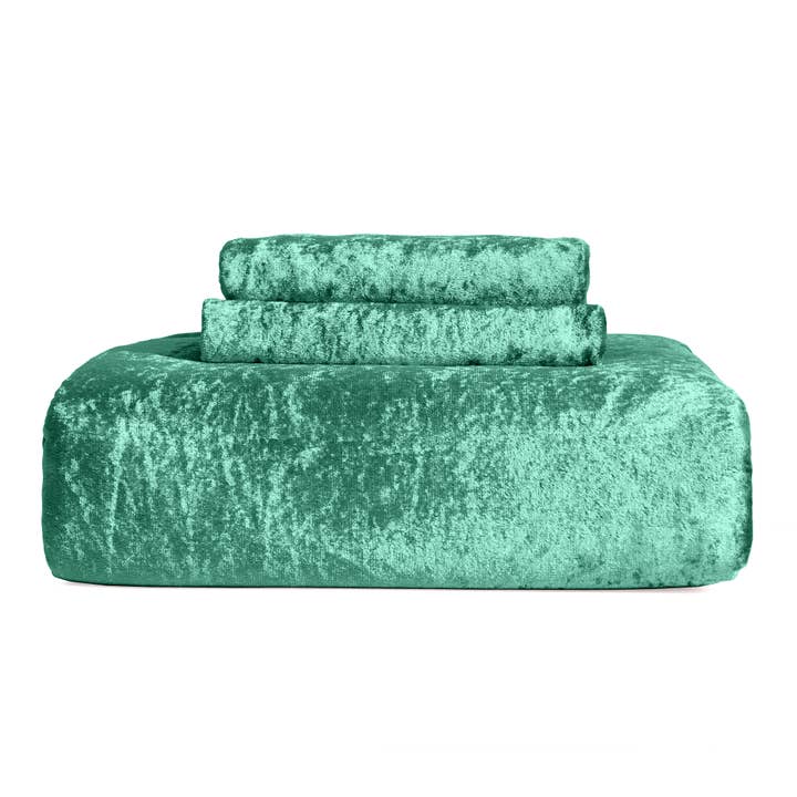 Iconic Velvet Duvet Cover Set for wholesale by Mellanni